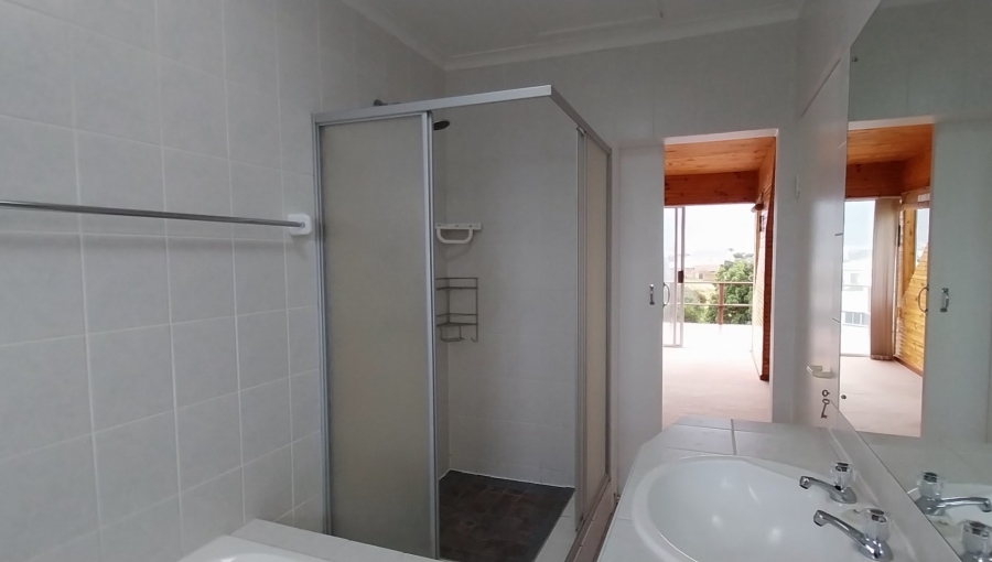 4 Bedroom Property for Sale in Bettys Bay Western Cape